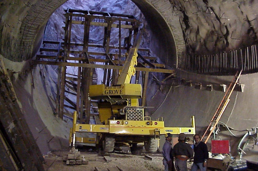 Proyecto Potrerillos Túnel Aliviadero